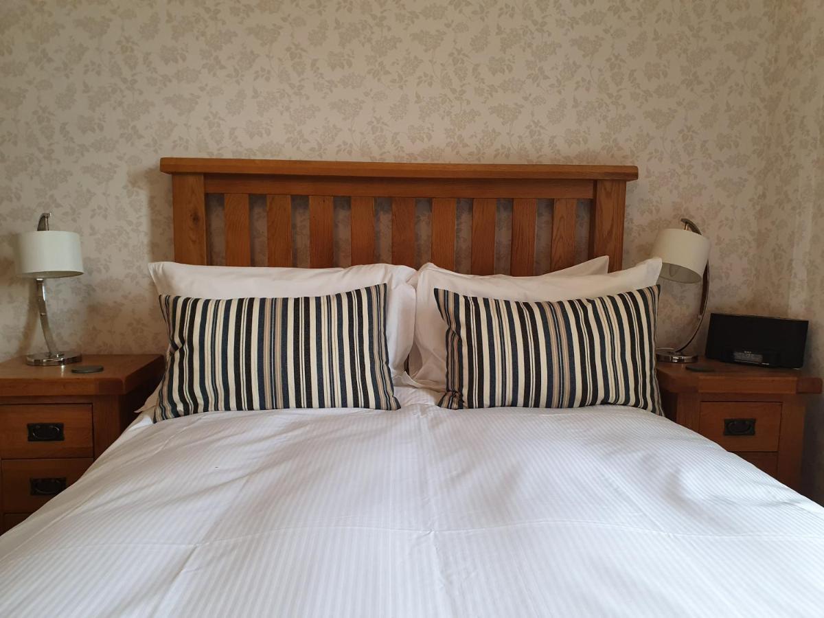 Strathmore Guest House (Adults Only) Кесвик Экстерьер фото