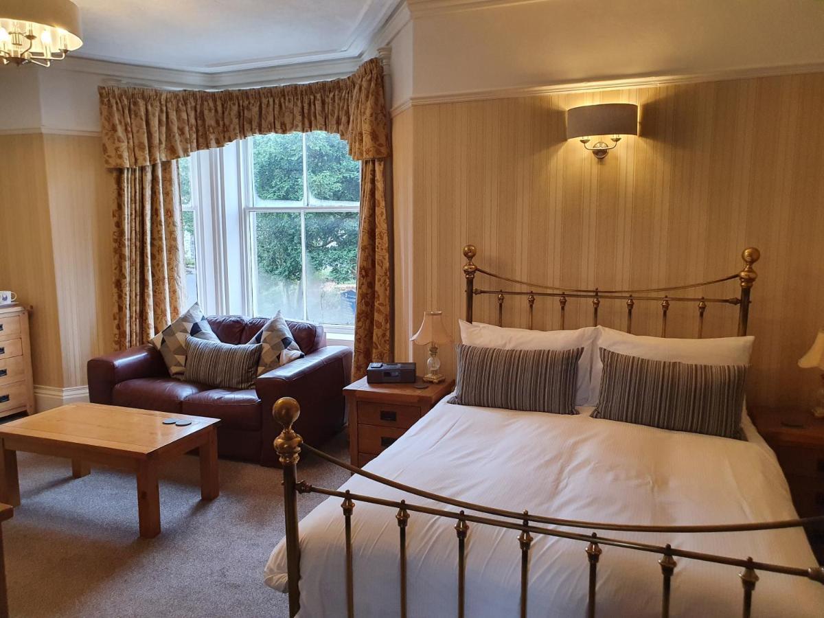 Strathmore Guest House (Adults Only) Кесвик Экстерьер фото