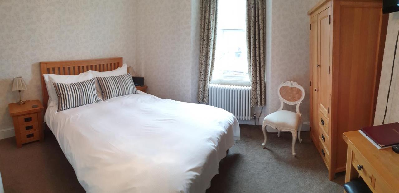 Strathmore Guest House (Adults Only) Кесвик Экстерьер фото
